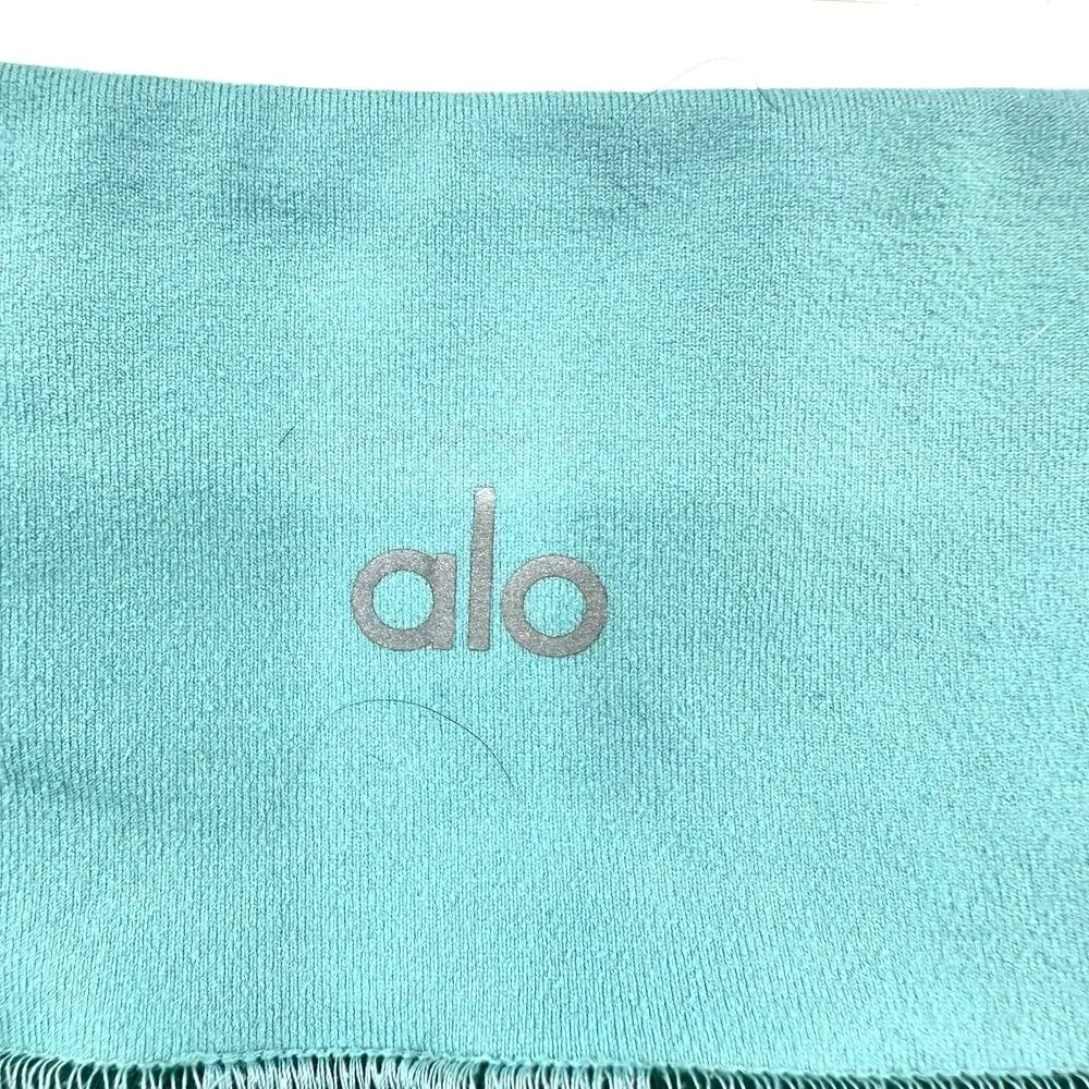 Alo Size Small Leggings Green Blue Capri Ankle Athleisure Activewear Running Gym